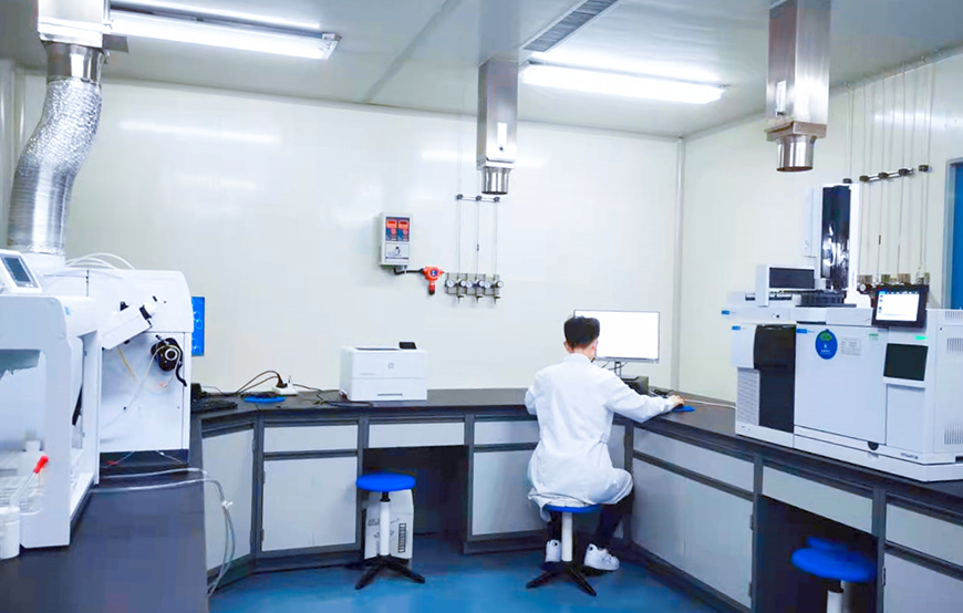 鼎信检测液质实验室